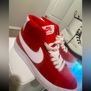 Nike high tops red